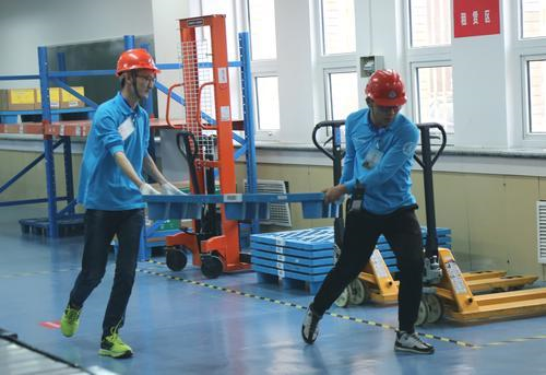 电子游戏平台下载主视觉